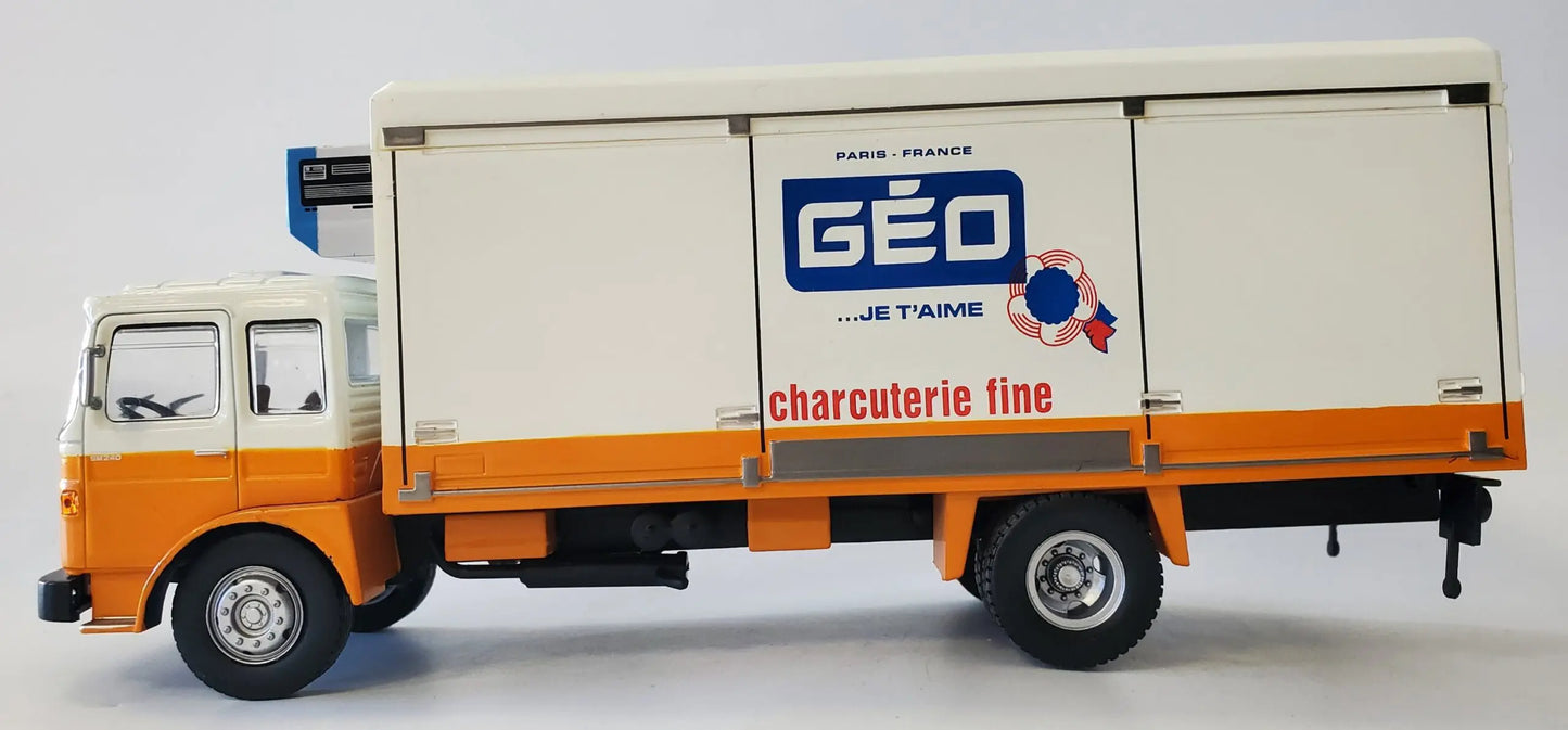 CAMION SAVIEM FRIGO SM 240 1972 1/43