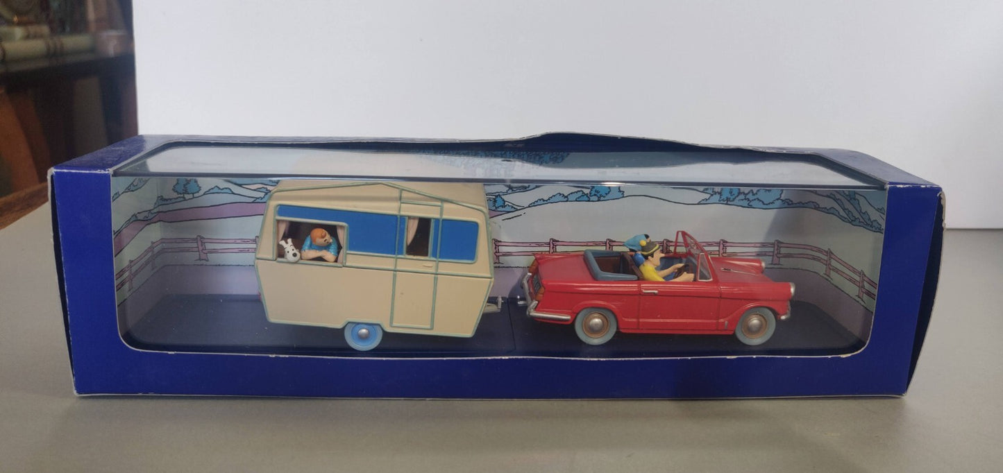 voitre tintin et l ile noir 1966 1/43 ( la triumph herad est ca caravane )