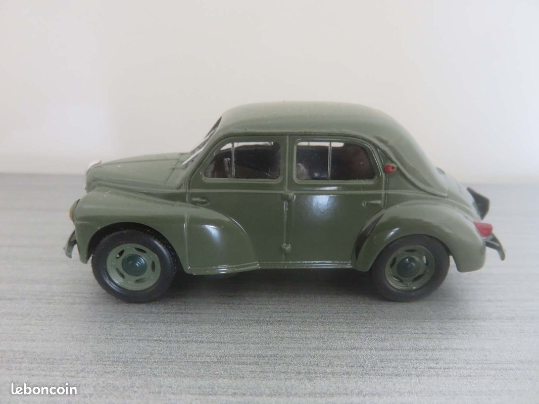 RENAULT 4CV AFFAIRES 1954 1/43