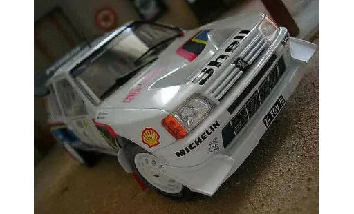 PEUGEOT 205 TURBO 16 / RALLYE DE MONTE CARLO 1995/ A.VANTANEN / T. HARRYMAN / IXO / 1/43