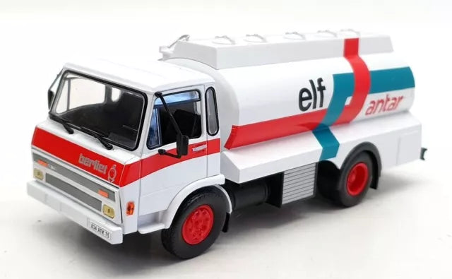 CAMION BERLIET KB 770 TRANSPORT ESSENCE ANTAR(ELF) 1976 1/43