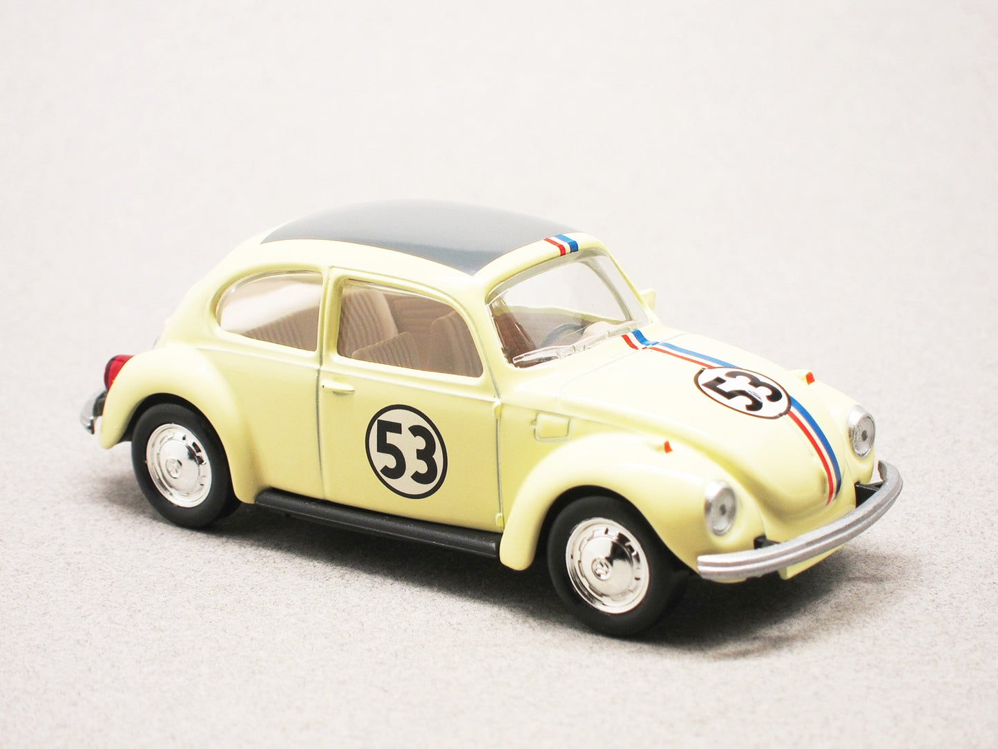 COCCINELLE CHOUPETTE 53 MARQUE NOIR SUR LE TOIT PAS GRAVE 1/18 SOLIDO