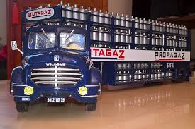 CAMION WILLEME BUTAGAZ 1954-1960 1/43