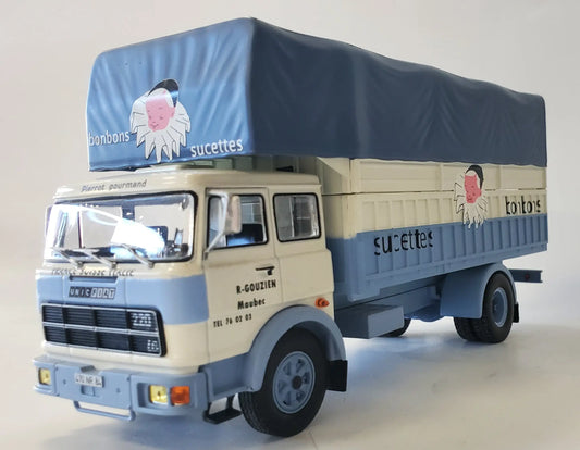 CAMION UNIC-FIAT TRANSPORT SUCETTE BONBONS 1978  1/43