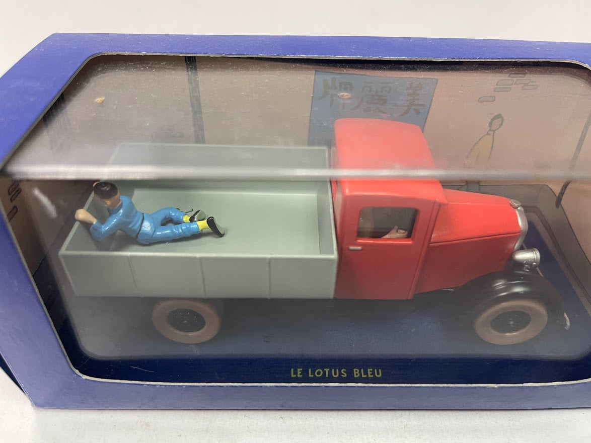 voiture tintin 1/43 le lotus bleu