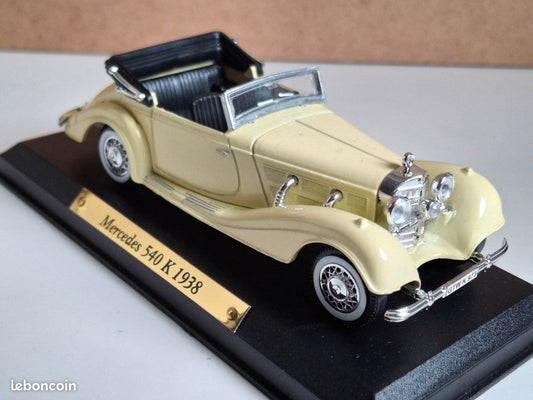 MERCEDES 540 K 1938  SOLIDO AVEC SONT SOCLE