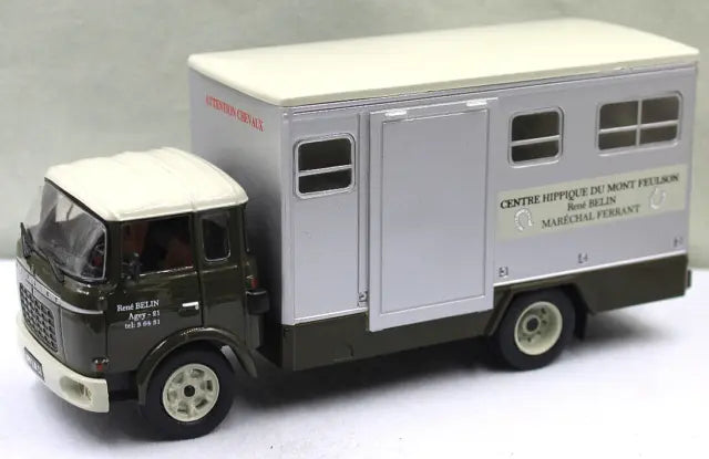 CAMION BERLIET GBK CENTRE HIPPIQUE 1958  1/43