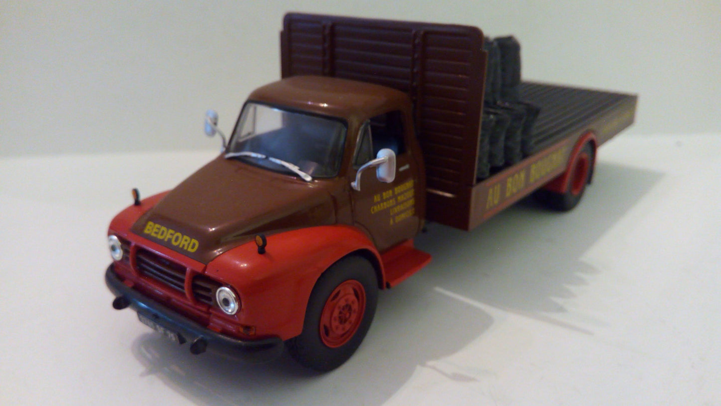 CAMION BEDFORD A PLATEAU TJ 65 1955  1/43