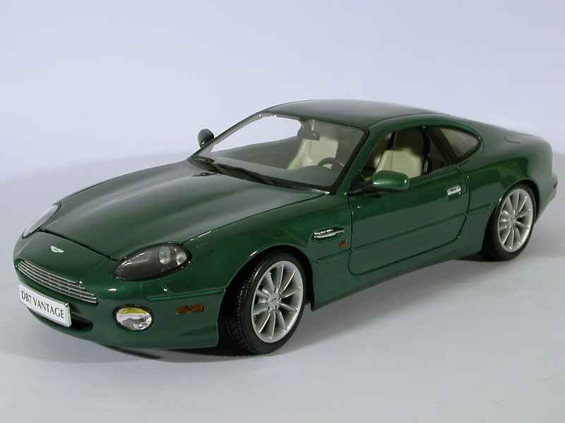 ASTON MARTIN DB7 VANTAGE 1/18