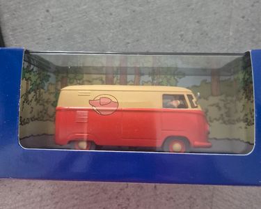 VOITURE TINTIN 1/43 L AFFAIRE TOURNESOL 1950