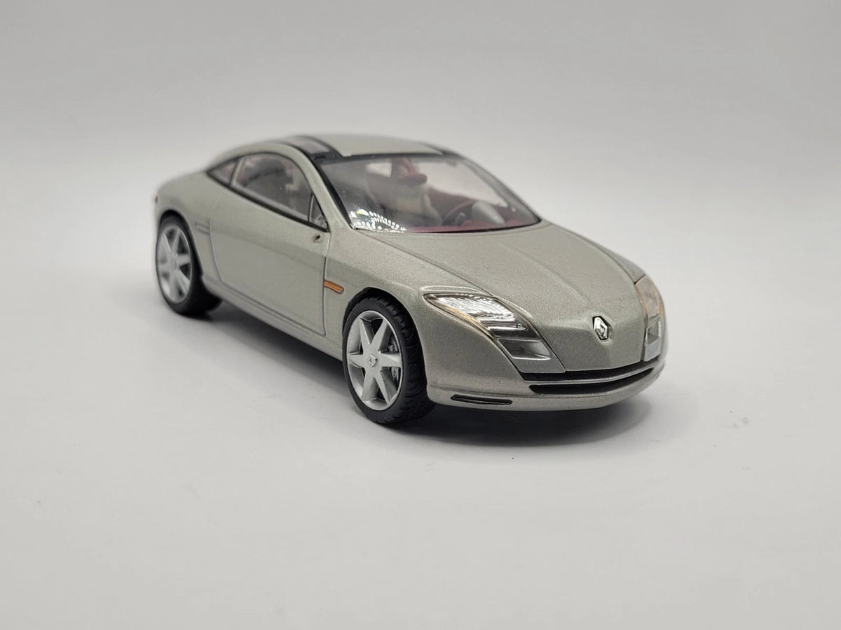 RERNAULT FLUENCE CONCEPT  2004  1/43  IXO