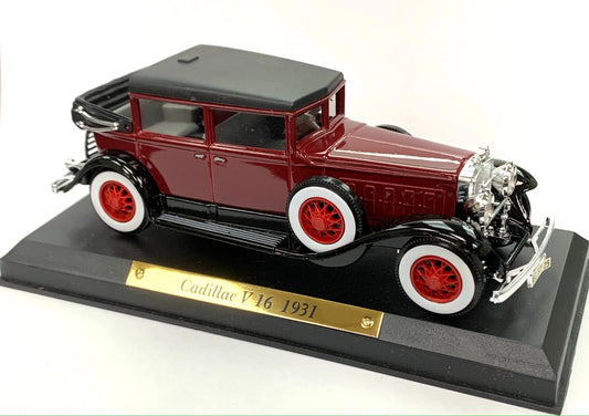 CADILLAC 16V 1931 AVEC SOCLE