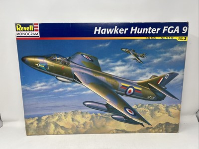 MAQUETTE AVION HAWKER HUNTER FG9 1/32 1998